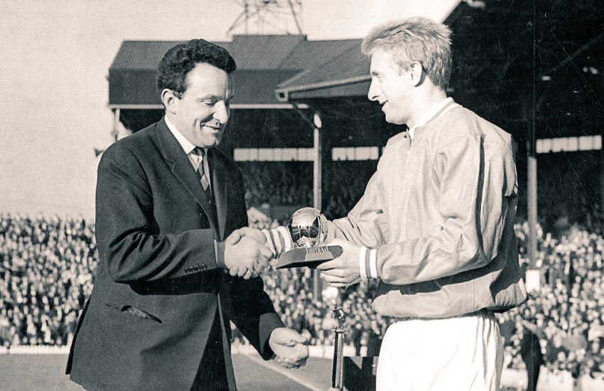 Football Memories on X: "Denis Law receives his Ballon d'Or back in '64 #mufc #ManUtd #Ballondor https://t.co/05UeGqaAJp" / X