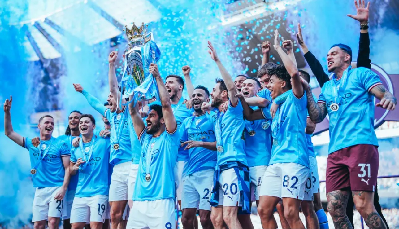 Những hình ảnh đáng nhớ trong lễ đăng quang của Manchester City